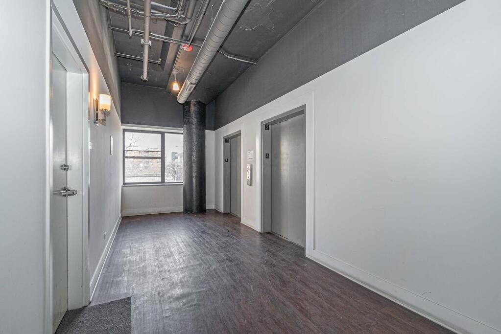 Spacious 2Br Vacation Rental With City View, Optional Parking And Gym Near Mccormick Place & Downtown Chicago Attractions Екстериор снимка