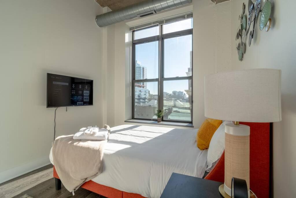 Spacious 2Br Vacation Rental With City View, Optional Parking And Gym Near Mccormick Place & Downtown Chicago Attractions Екстериор снимка