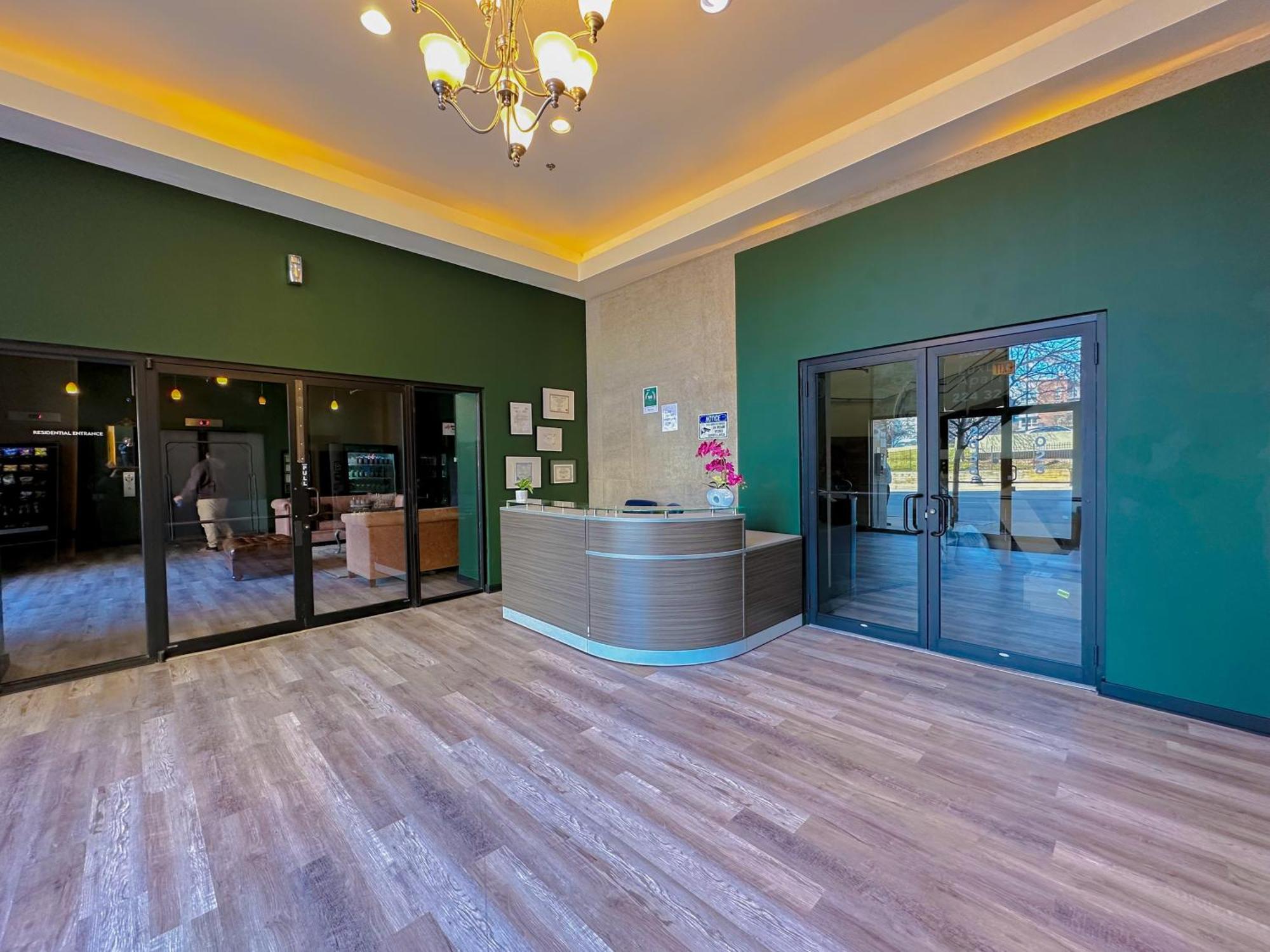 Spacious 2Br Vacation Rental With City View, Optional Parking And Gym Near Mccormick Place & Downtown Chicago Attractions Екстериор снимка