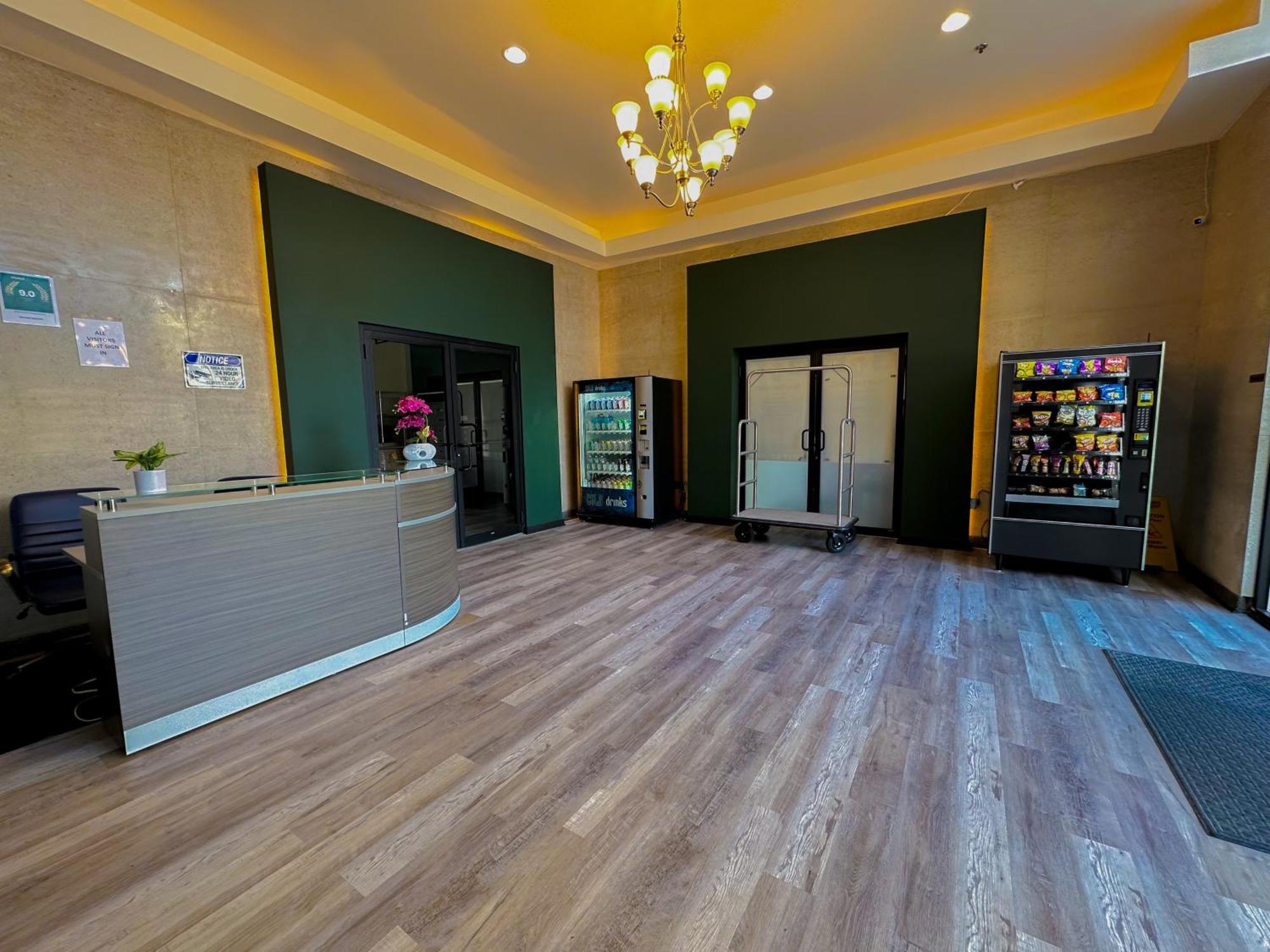 Spacious 2Br Vacation Rental With City View, Optional Parking And Gym Near Mccormick Place & Downtown Chicago Attractions Екстериор снимка